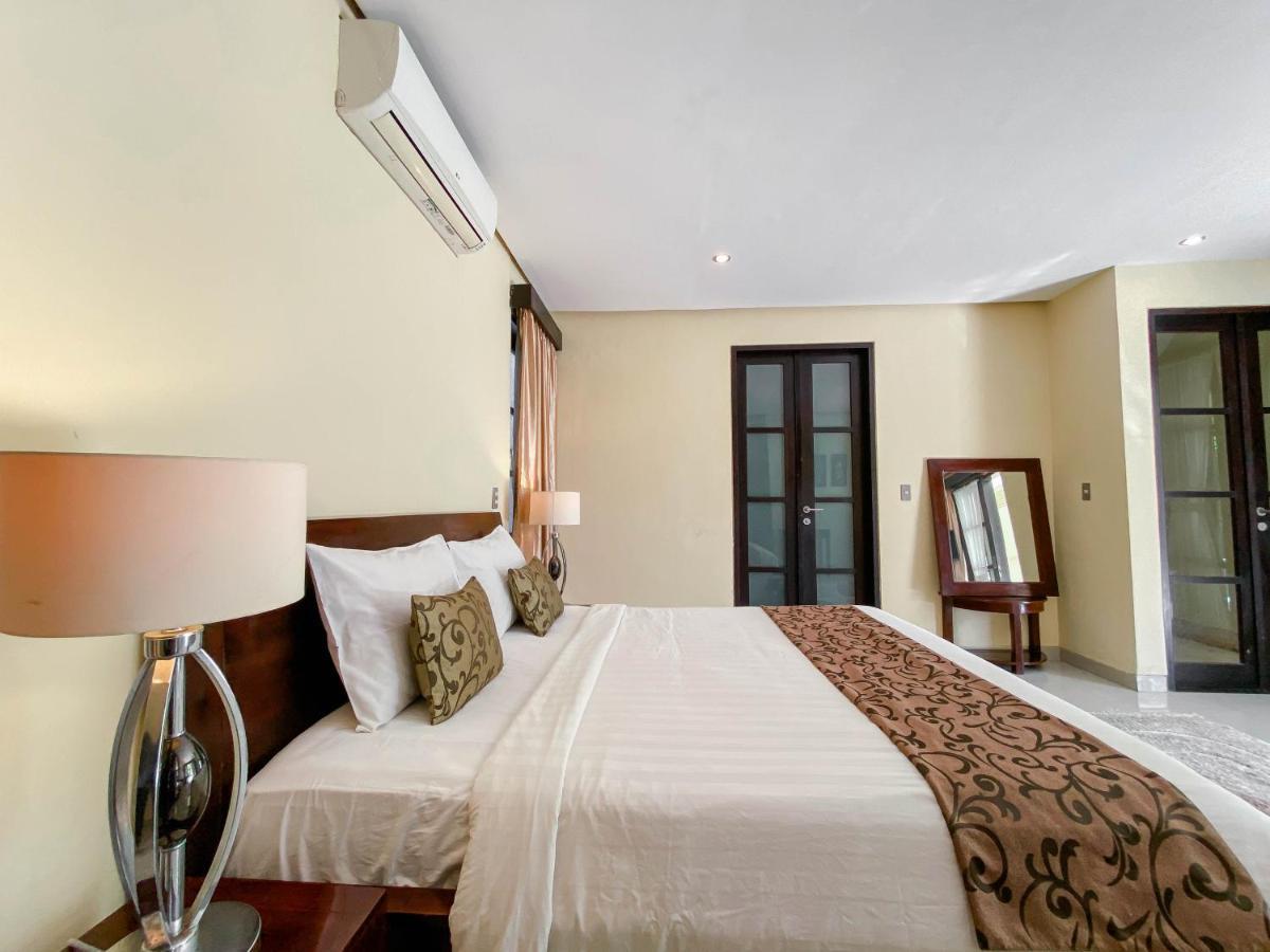 Cometa Villas Seminyak By Premier Hospitality Asia Exterior photo