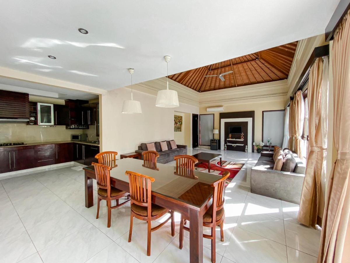 Cometa Villas Seminyak By Premier Hospitality Asia Exterior photo